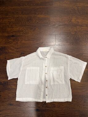 Love Notes White Short-Sleeve Button-Up Woman Small Shirt